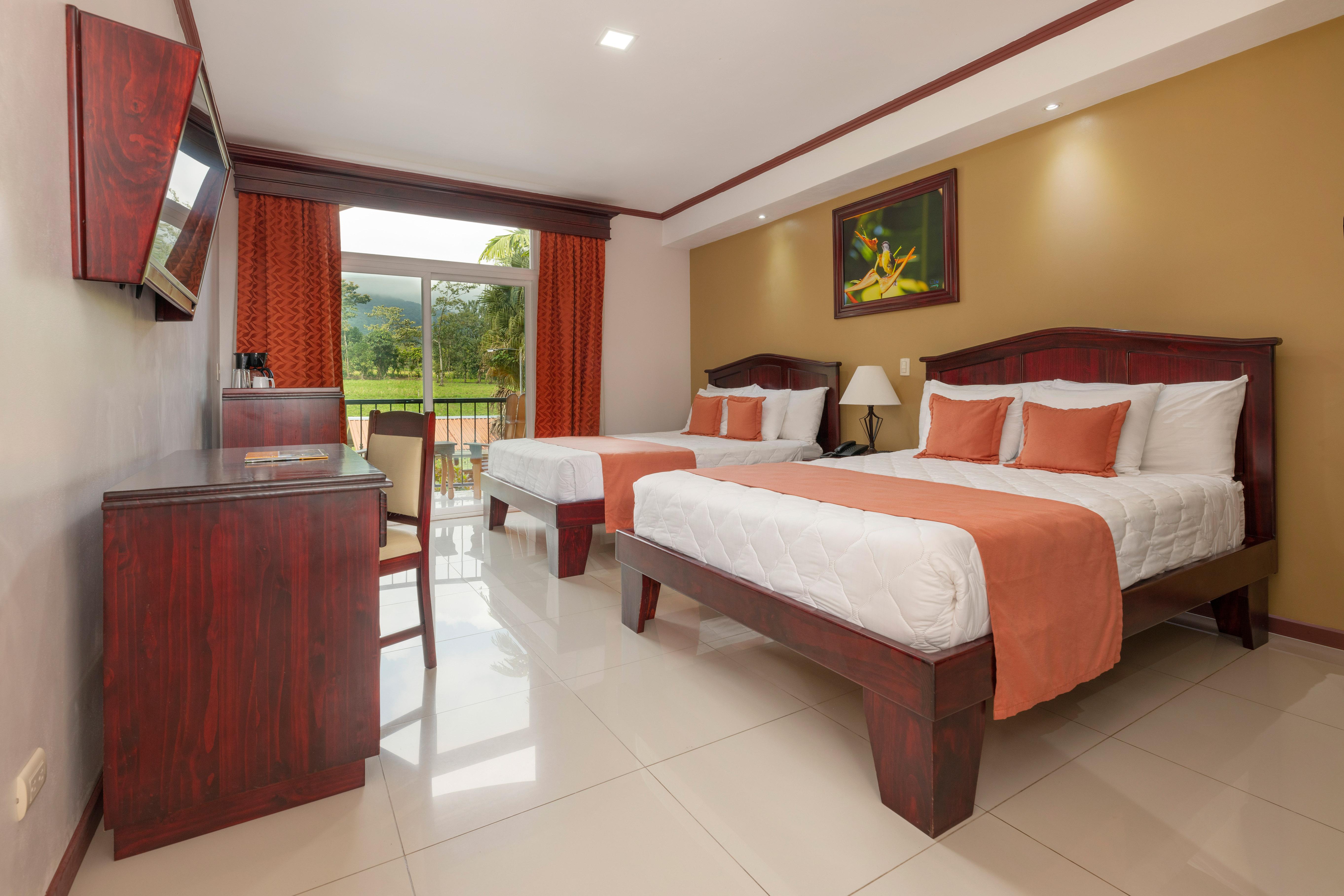 Hotel Magic Mountain La Fortuna Екстериор снимка