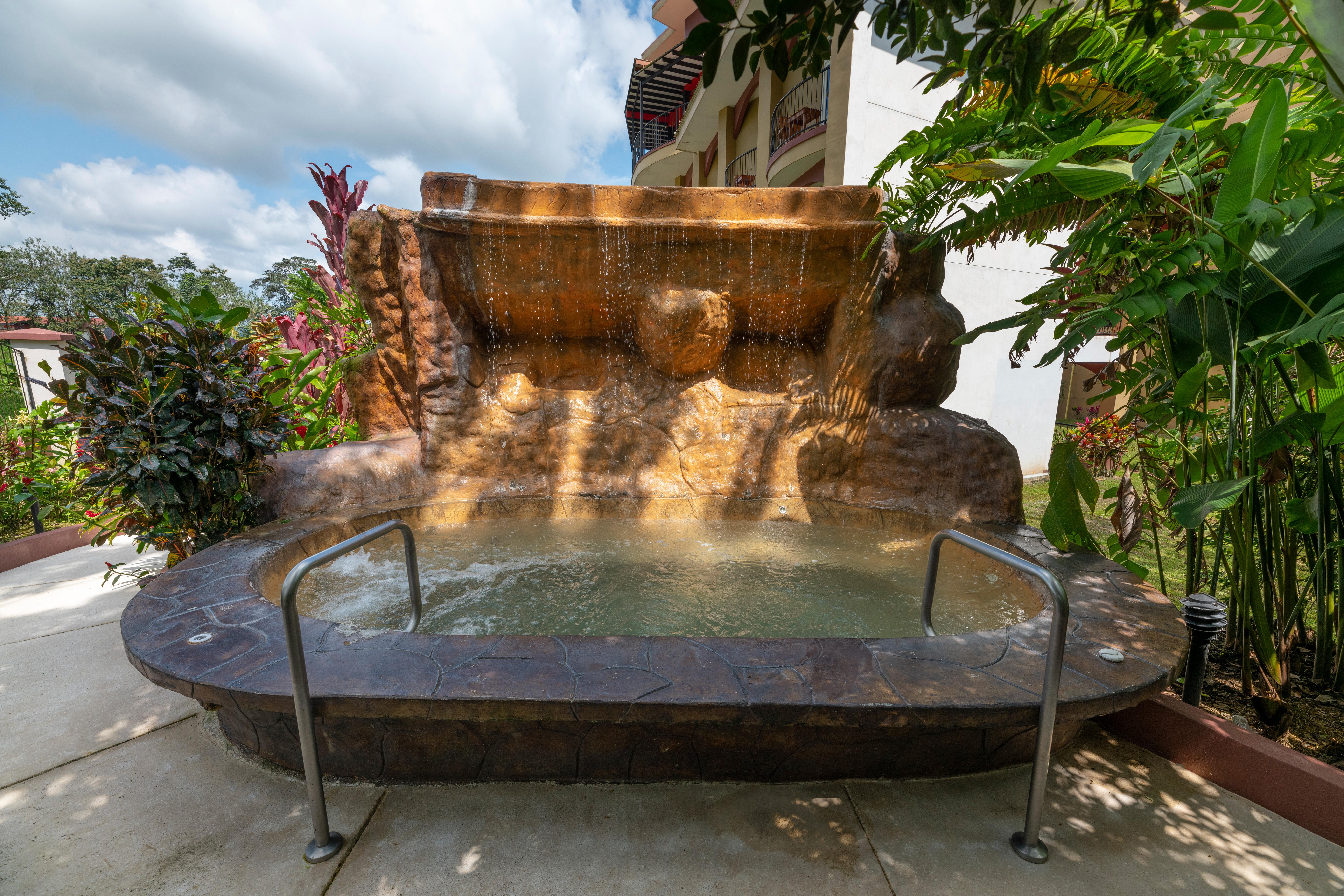 Hotel Magic Mountain La Fortuna Екстериор снимка