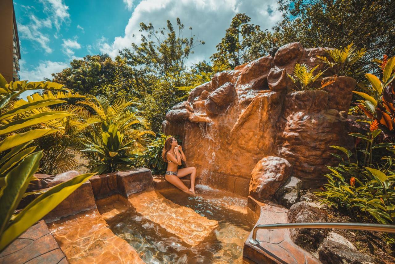 Hotel Magic Mountain La Fortuna Екстериор снимка