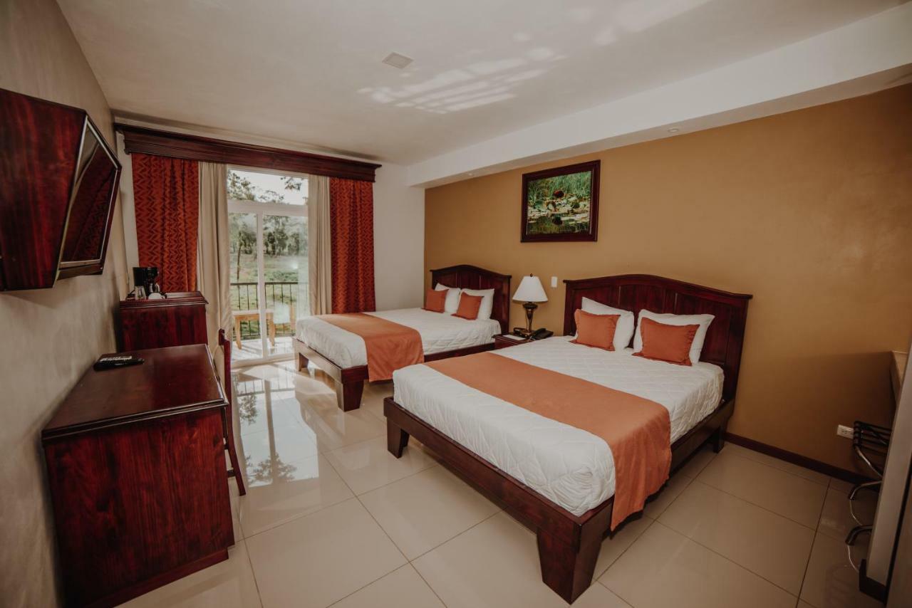 Hotel Magic Mountain La Fortuna Екстериор снимка