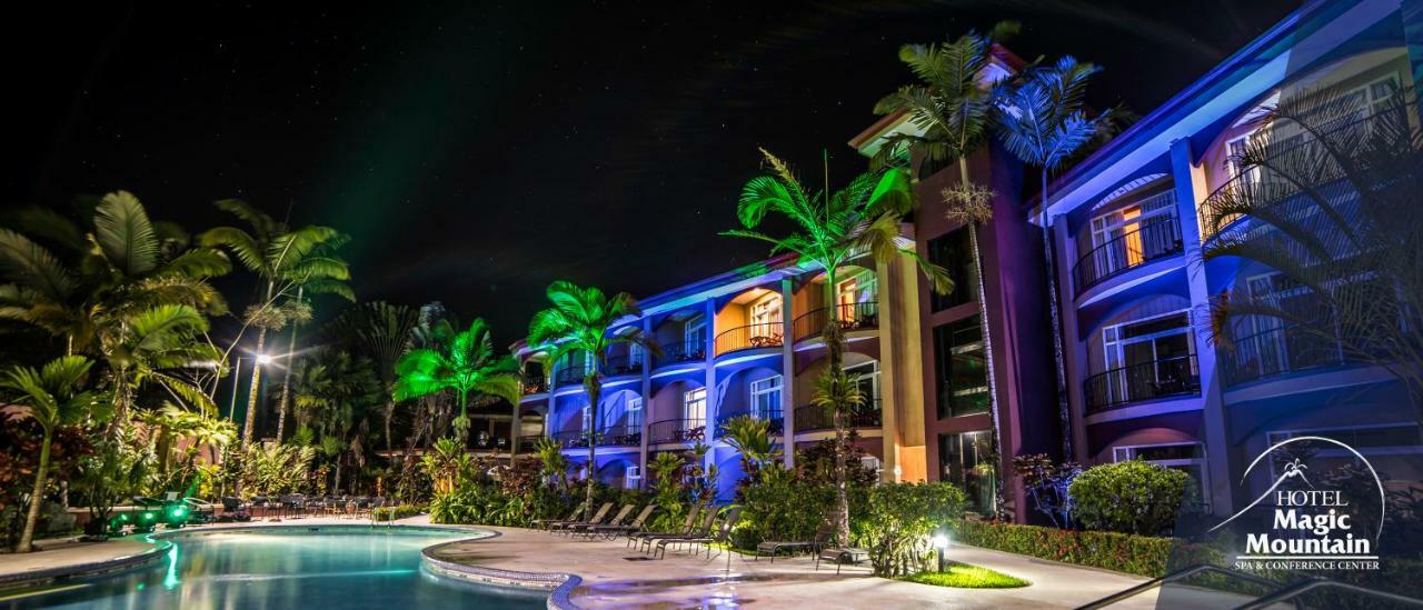 Hotel Magic Mountain La Fortuna Екстериор снимка